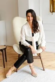 Dr. Stephanie Canestraro